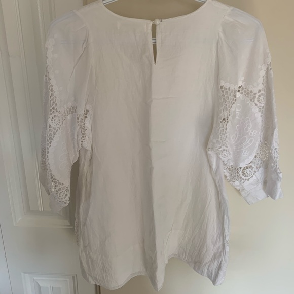 White cotton blouse - Picture 2 of 3